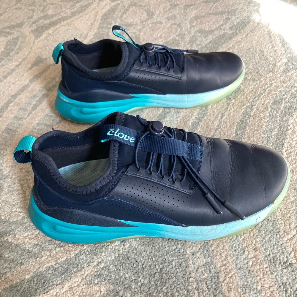 Blue clove nursing sneakers